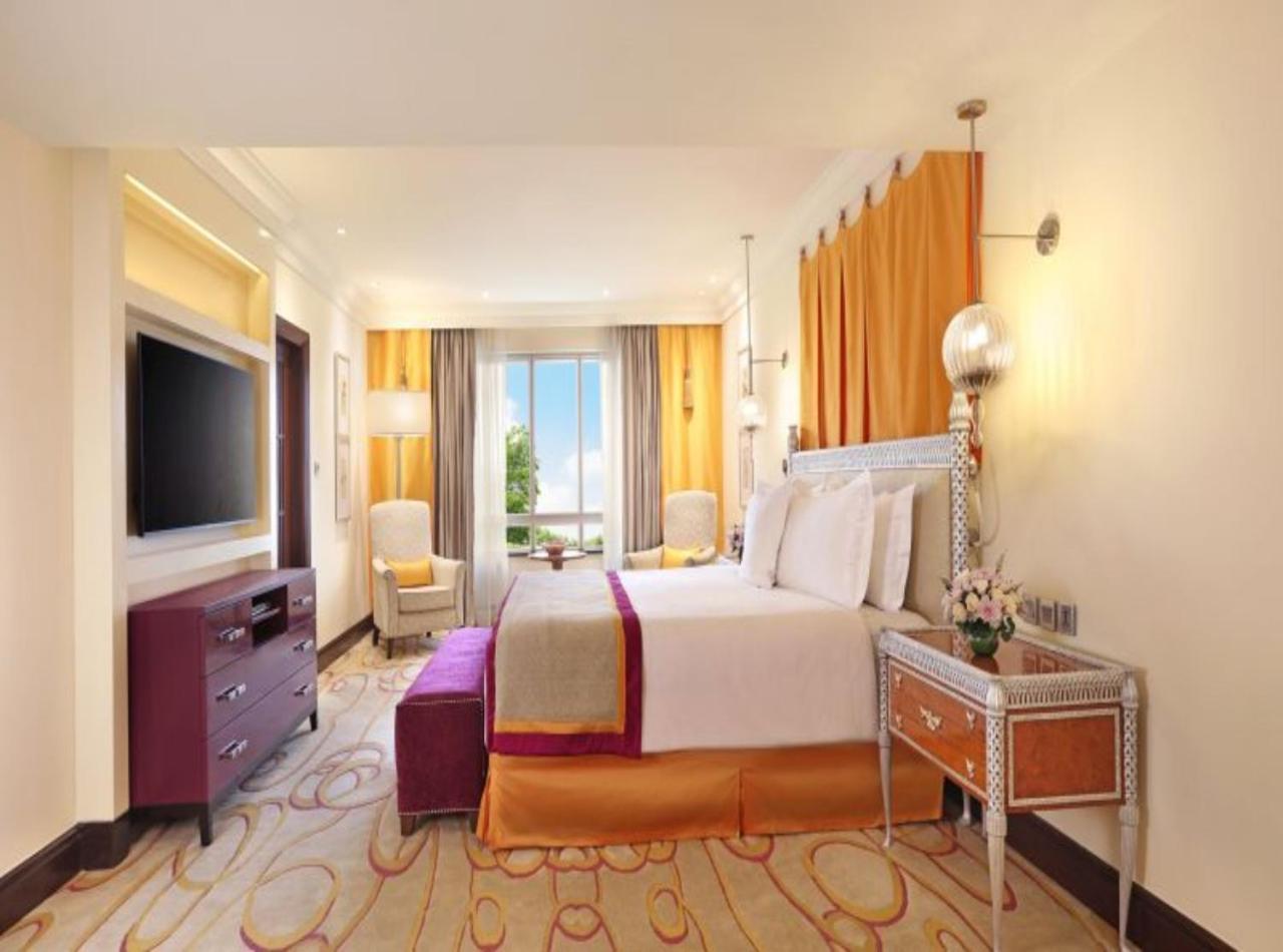 El De Rosewood Near Delhi Airport New Delhi