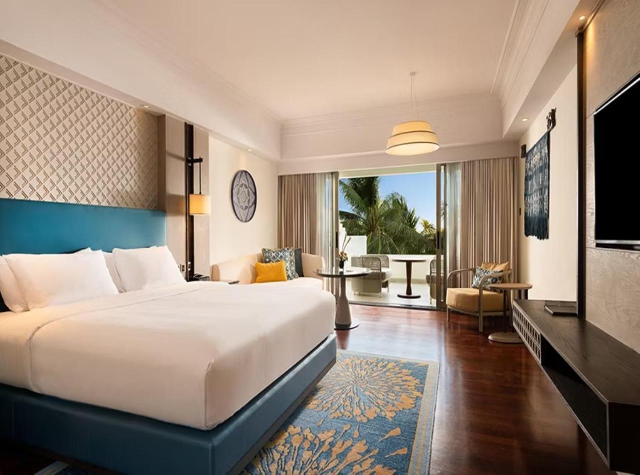 El De Rosewood Near Delhi Airport 4*
