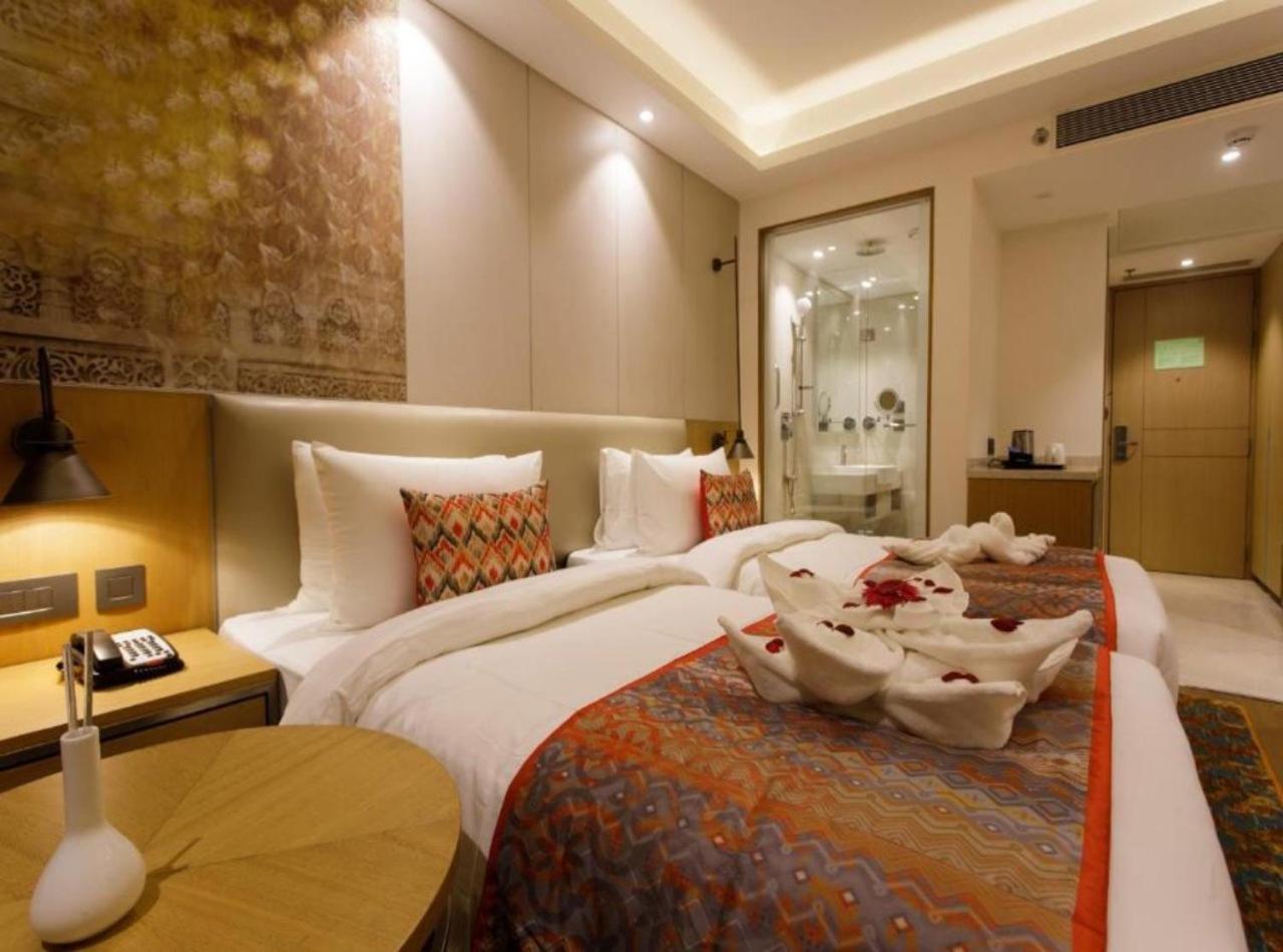 El De Rosewood Near Delhi Airport Hotel